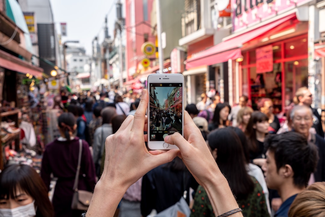 Photo Crowded street